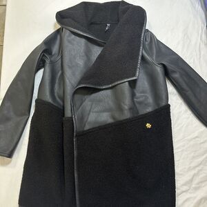 Spanx Women’s Sz M Medium Black Faux Leather Fur Trim Long Wrap Jacket